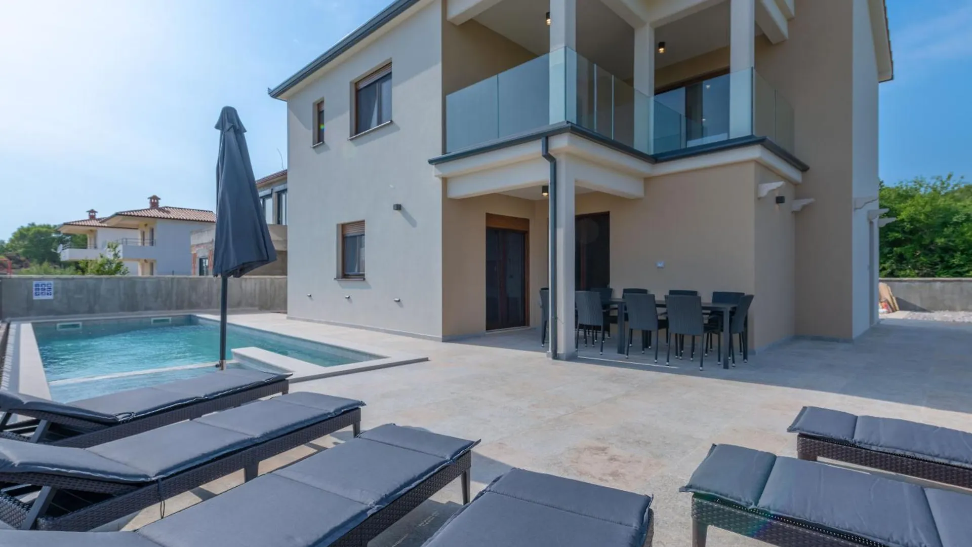 Holiday home Villa Rita, A Luxurious Private Villa With A Pool Near The Sea Viskovici Croatia