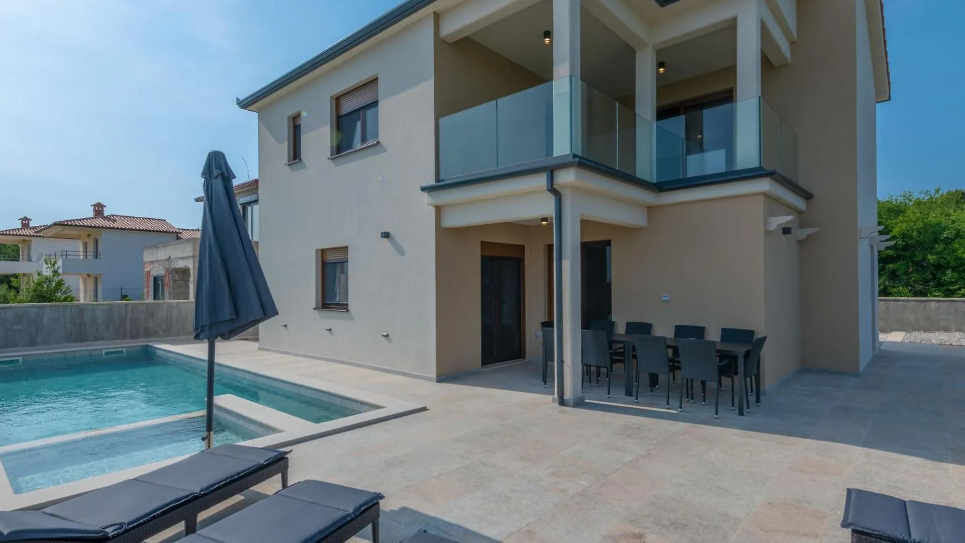 Villa Rita, A Luxurious Private Villa With A Pool Near The Sea Viskovici