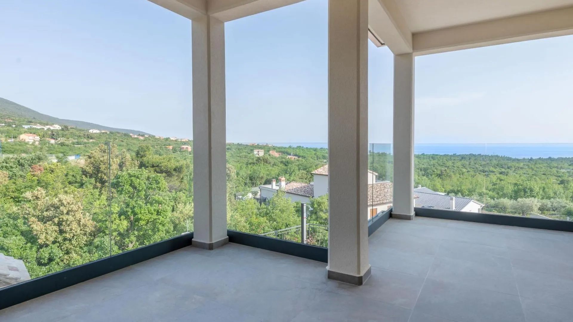 Villa Rita, A Luxurious Private Villa With A Pool Near The Sea Viskovici Holiday home
