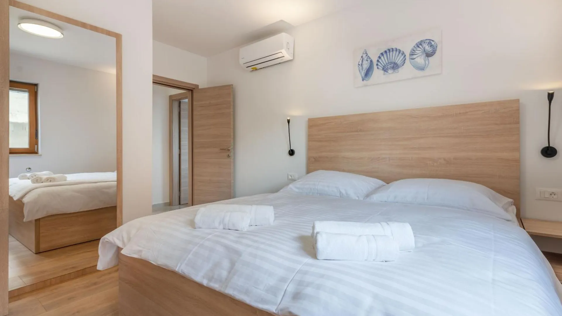 Holiday home Villa Rita, A Luxurious Private Villa With A Pool Near The Sea Viskovici Croatia