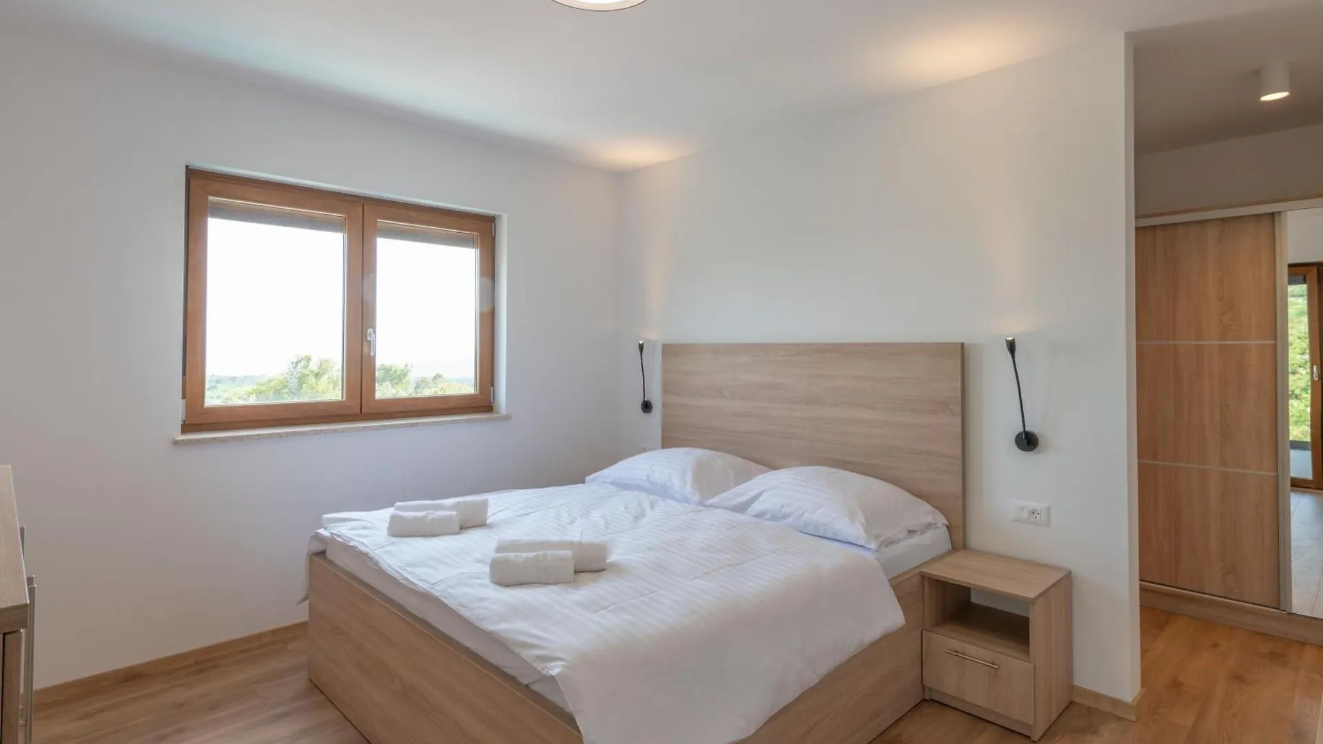 Villa Rita, A Luxurious Private Villa With A Pool Near The Sea Viskovici 0*,  Croatia